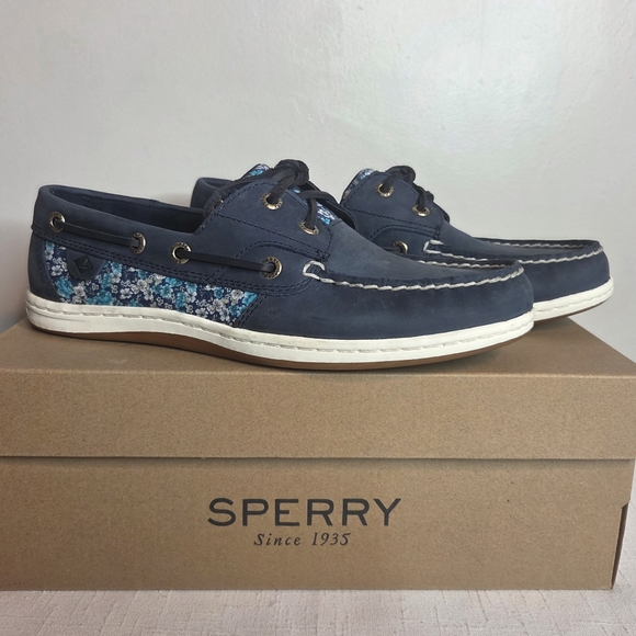 Sperry Shoes - NIB Sperry Koi Fish Floral Navy Boat Shoes, Sz 8